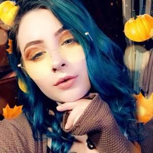 Meet your Posher, Alexandra